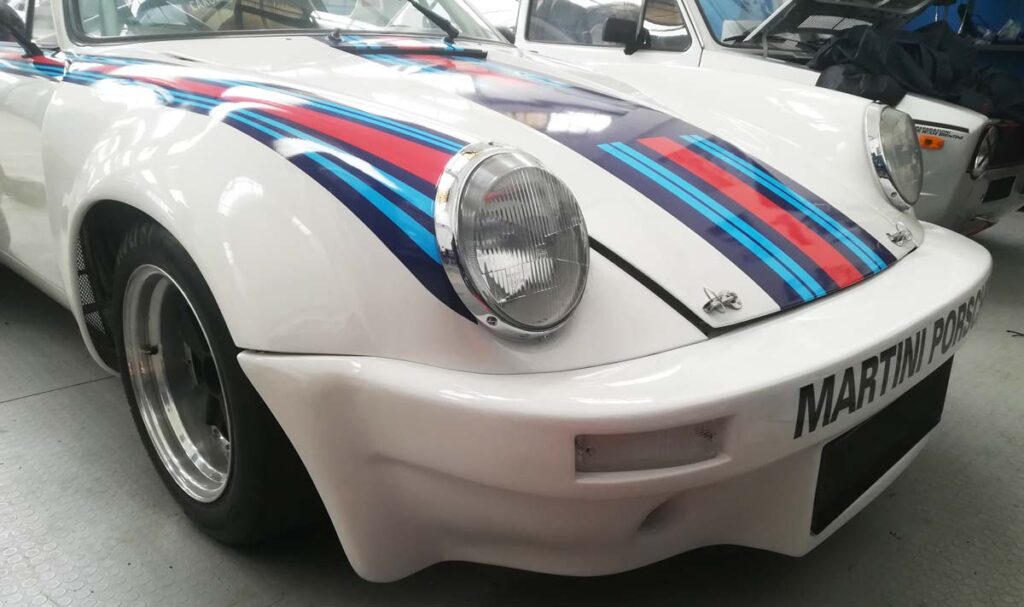 KAA Racing Porsche 911 Martini noleggio gara assistenza trasporto