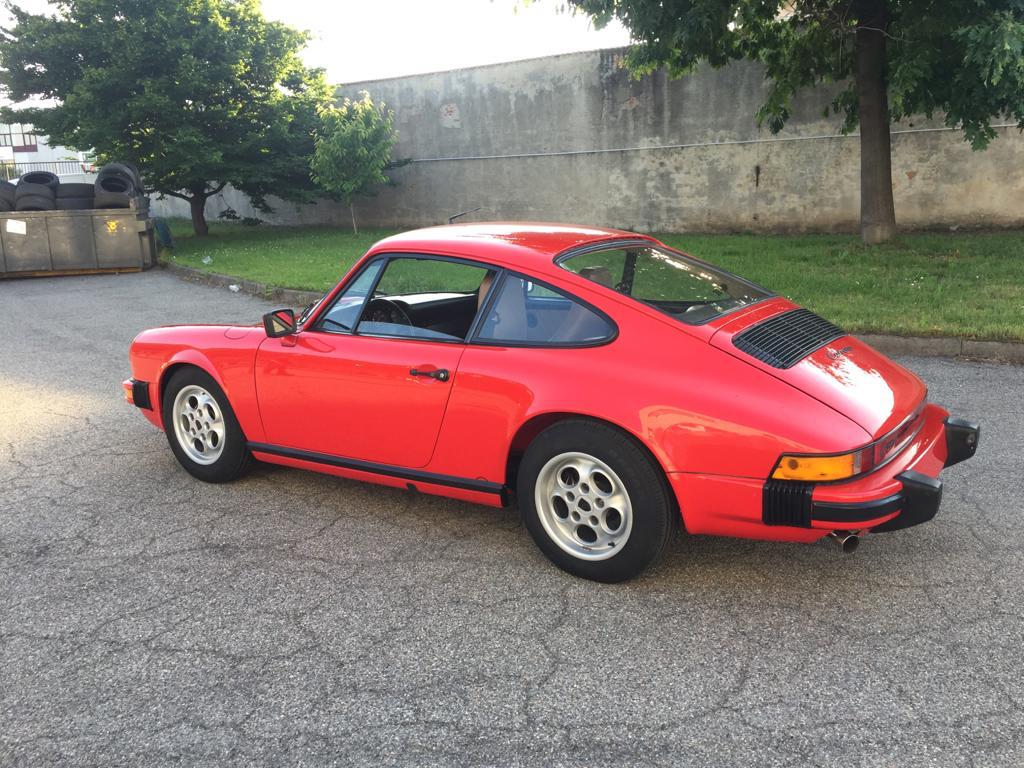 KAA Racing restauri e competizioni a Milano ed in Lombardia - restauro Porsche 911 2,7 anno 1976