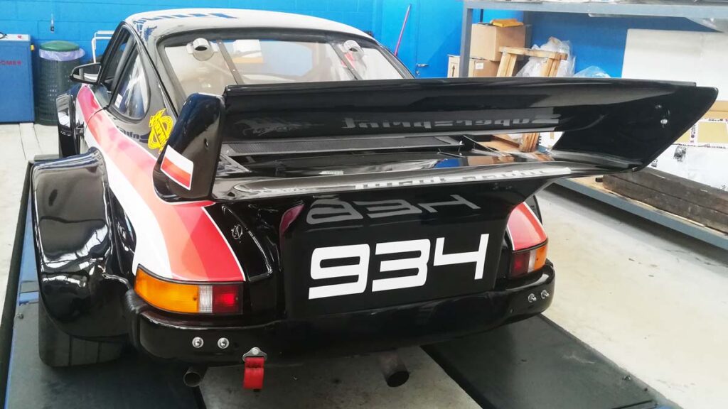 KAA Racing Porsche 911 noleggio assistenza trasporto gare pista salita