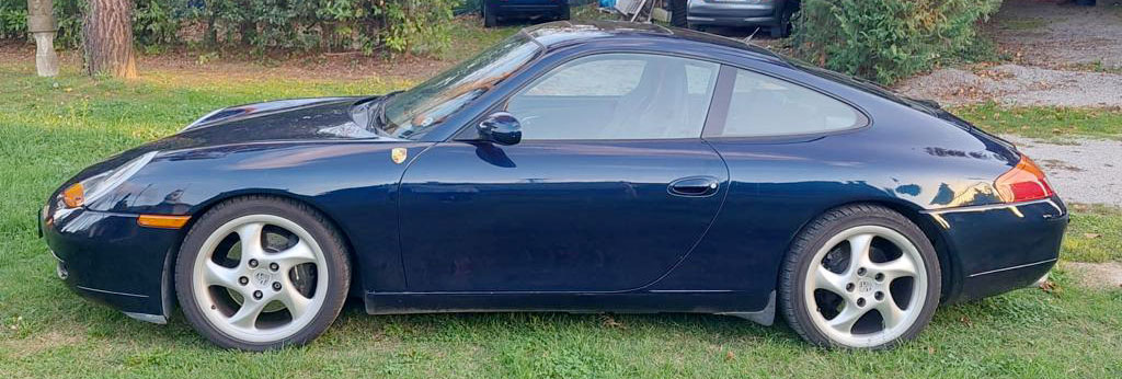 Vista lato guida Porsche 996 Carrera 2 prima serie